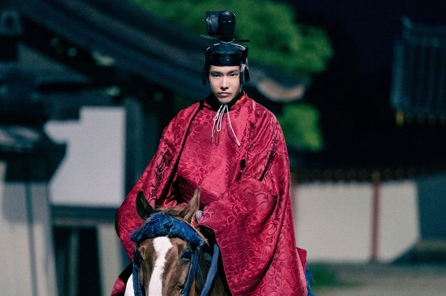 一族を巻き込んだ秘密の計画…「光る君へ」第10回「月夜の陰謀」場面写真（3枚目）