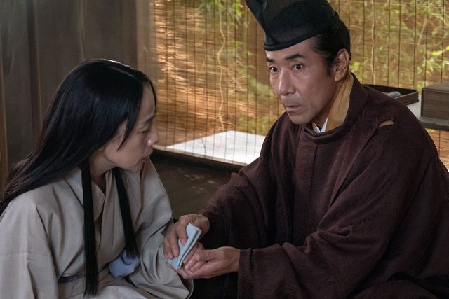 一族を巻き込んだ秘密の計画…「光る君へ」第10回「月夜の陰謀」場面写真（6枚目）