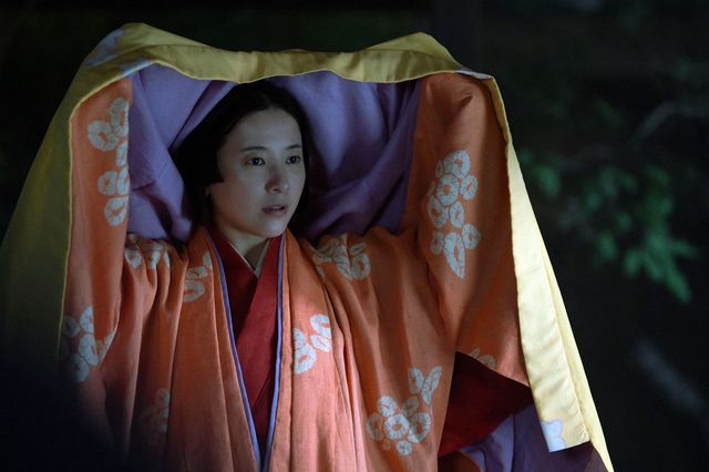 一族を巻き込んだ秘密の計画…「光る君へ」第10回「月夜の陰謀」場面写真（7枚目）