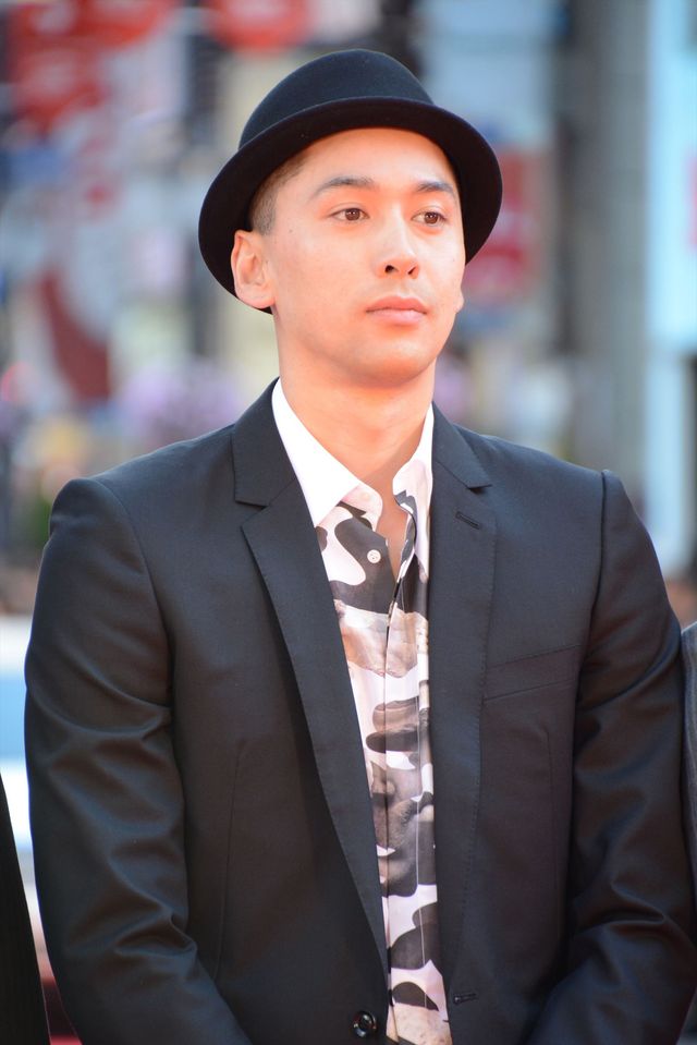 綾野剛、沢尻エリカらが歌舞伎町でファンサービス！『新宿スワン』ジャパンプレミア＆完成披露試写会フォトギャラリー（7枚目）