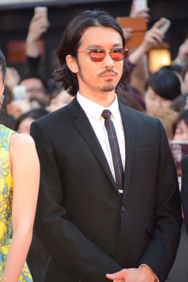 綾野剛、沢尻エリカらが歌舞伎町でファンサービス！『新宿スワン』ジャパンプレミア＆完成披露試写会フォトギャラリー（9枚目）