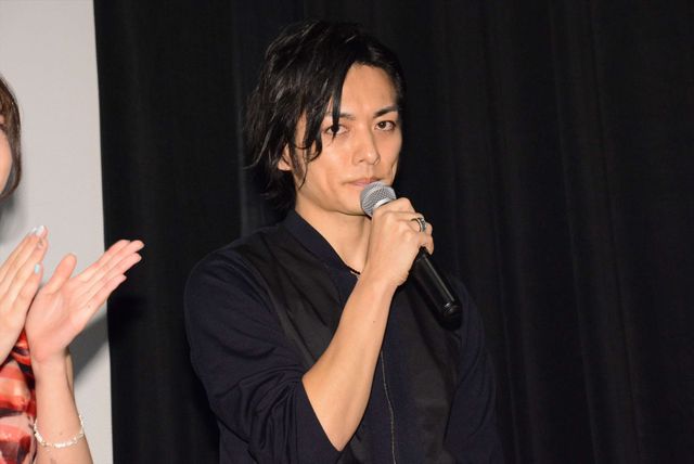 内田理央「ピンチ、ピンチ、ズキューン！」出演作を可愛くアピール！フォトギャラリー（8枚目）