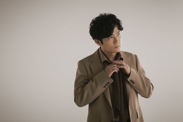 独特の雰囲気…稲垣吾郎インタビュー撮りおろしカット＜21枚＞（4枚目）