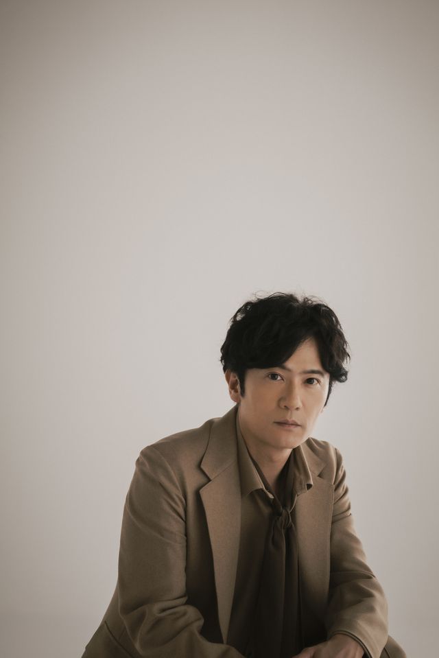 独特の雰囲気…稲垣吾郎インタビュー撮りおろしカット＜21枚＞（8枚目）