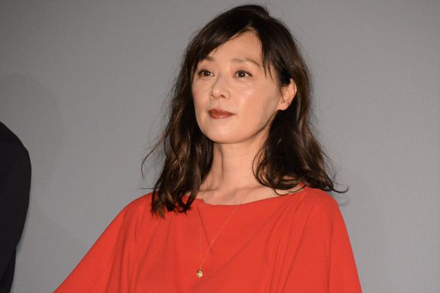 田中圭、林遣都、沢村一樹、志尊淳、吉田鋼太郎『おっさんずラブ』初日舞台あいさつに集合だお！（17枚目）