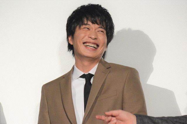 田中圭、林遣都、沢村一樹、志尊淳、吉田鋼太郎『おっさんずラブ』初日舞台あいさつに集合だお！（23枚目）