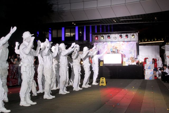 永野芽郁＆佐藤健、おそろいコーデでノリノリ！『はたらく細胞』ハロウィンパーティイベント（2枚目）