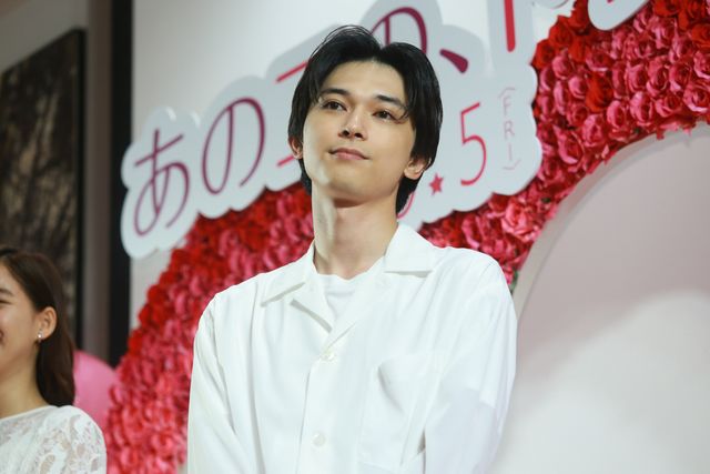 吉沢亮＆新木優子、子どものころのキュートな写真を披露！映画『あのコの、トリコ。』日本中のハートを“トリコ”イベント（9枚目）