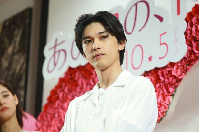 吉沢亮＆新木優子、子どものころのキュートな写真を披露！映画『あのコの、トリコ。』日本中のハートを“トリコ”イベント（11枚目）