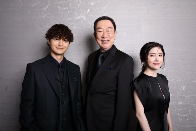 瀬戸康史×坂東彌十郎×宮澤エマ『スオミの話をしよう』3ショット＆ソロ撮りおろし＜10枚＞：フォトギャラリー