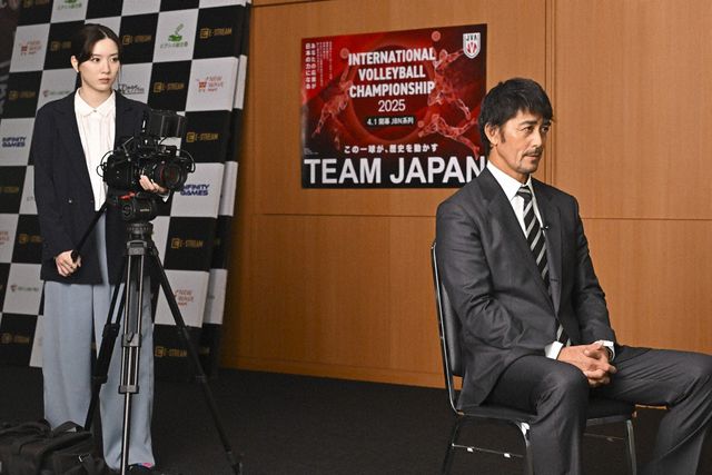 月城かなとがアナウンサー役！日曜劇場「キャスター」アナウンサー第2話場面写真【ネタバレあり】（9枚目）