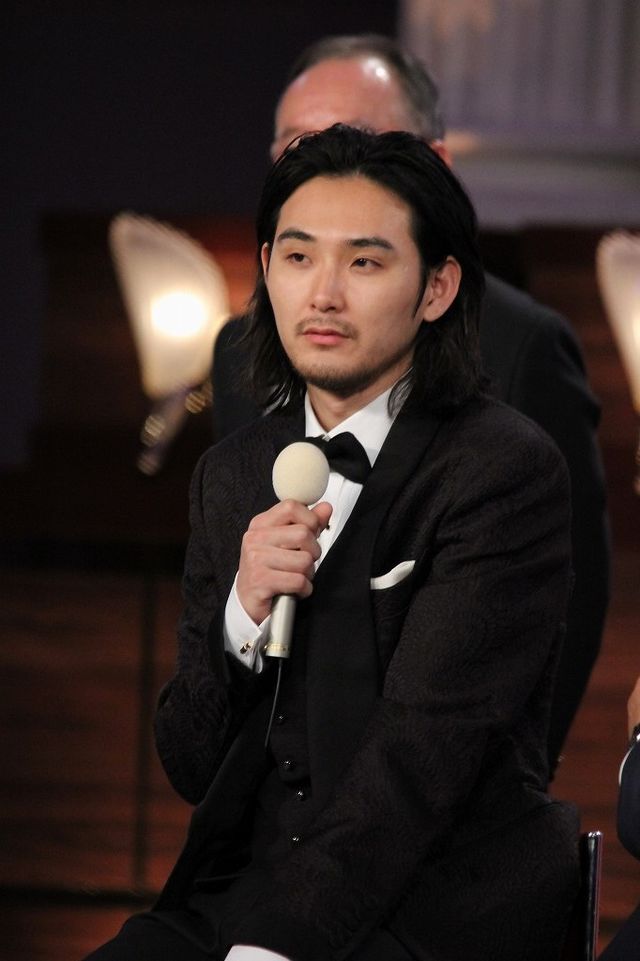 松田龍平が最優秀主演男優賞！「日本アカデミー賞授賞式」フォトギャラリー（14枚目）