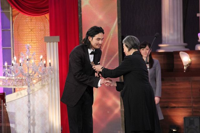松田龍平が最優秀主演男優賞！「日本アカデミー賞授賞式」フォトギャラリー（23枚目）