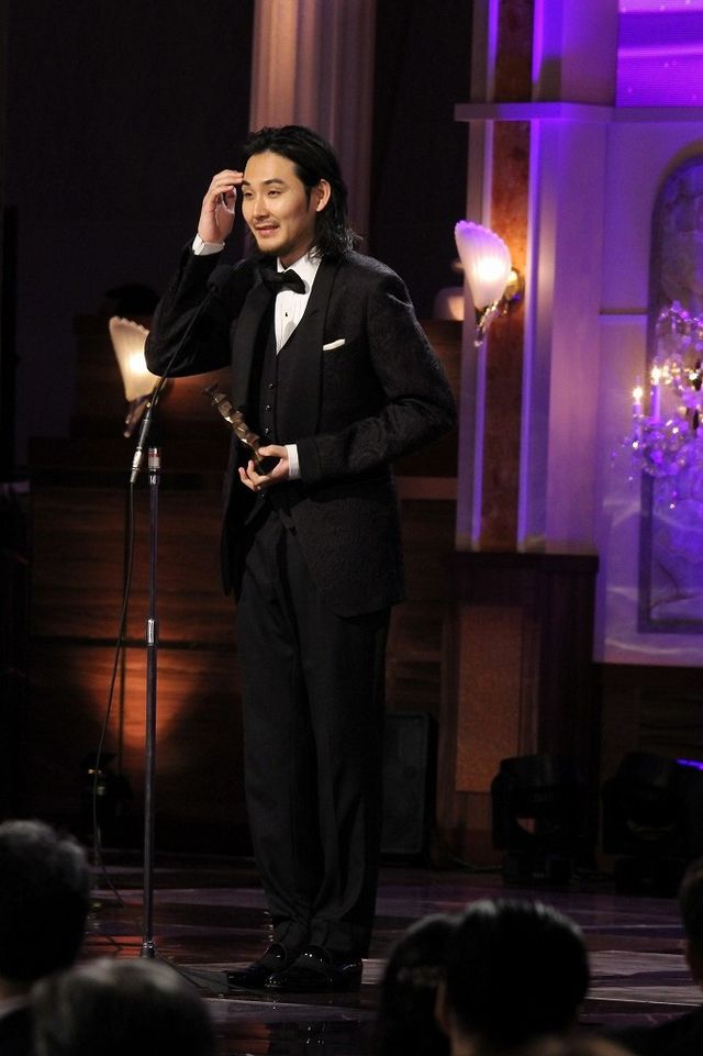 松田龍平が最優秀主演男優賞！「日本アカデミー賞授賞式」フォトギャラリー（26枚目）