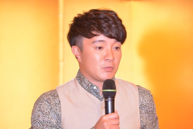 オレンジのスカートがキュート！前田敦子フォトギャラリー（6枚目）