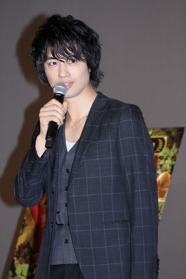 色男・斎藤工が子供の質問に「かわいい」とご機嫌！『小さな世界はワンダーランド』初日舞台あいさつ【フォトギャラリー】：フォトギャラリー