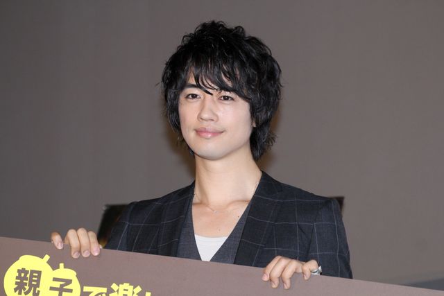 色男・斎藤工が子供の質問に「かわいい」とご機嫌！『小さな世界はワンダーランド』初日舞台あいさつ【フォトギャラリー】（5枚目）