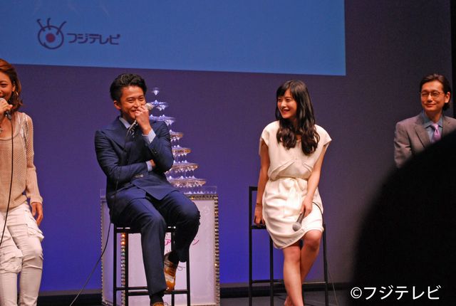 フジテレビ月9ドラマ「リッチマン、プアウーマン」の制作発表フォトギャラリー（4枚目）