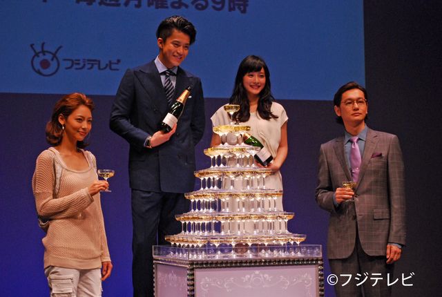 フジテレビ月9ドラマ「リッチマン、プアウーマン」の制作発表フォトギャラリー（9枚目）