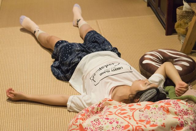 土屋太鳳＆片寄涼太、“兄妹”の仲良しショットも公開！映画『兄に愛されすぎて困ってます』（5枚目）