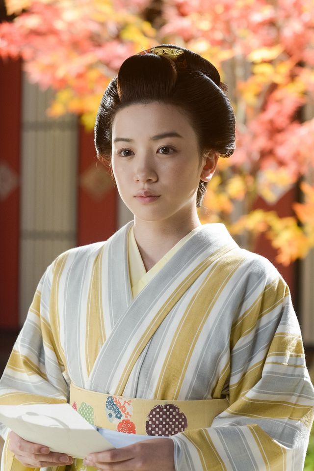 永野芽郁＆中川大志のオフショットも！「忍べ！右左エ門」：フォトギャラリー