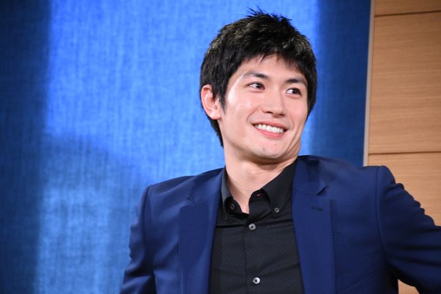 三浦春馬、オスカーノミネート女優＆「Glee」俳優と歌の共演（3枚目）