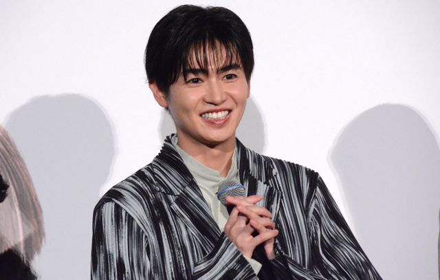 八木勇征、福本莉子にサプライズ成功！映画『隣のステラ』初日舞台あいさつ（8枚目）