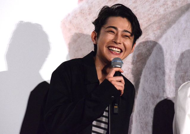 八木勇征、福本莉子にサプライズ成功！映画『隣のステラ』初日舞台あいさつ（11枚目）