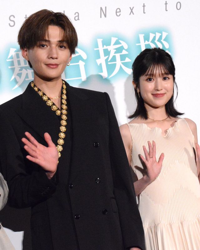 八木勇征、福本莉子にサプライズ成功！映画『隣のステラ』初日舞台あいさつ（28枚目）