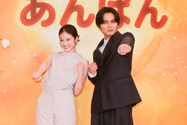 今田美桜＆北村匠海の仲良しショット！朝ドラ「あんぱん」会見より（5枚目）