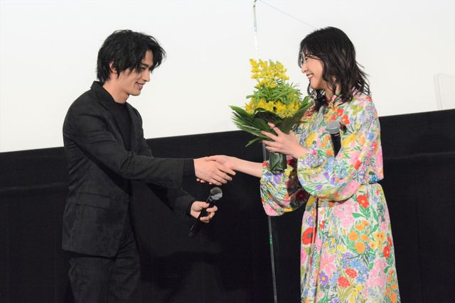 横浜流星を監督が称賛「ファインプレー！」 『きみの瞳が問いかけている』大ヒット御礼舞台あいさつ（16枚目）