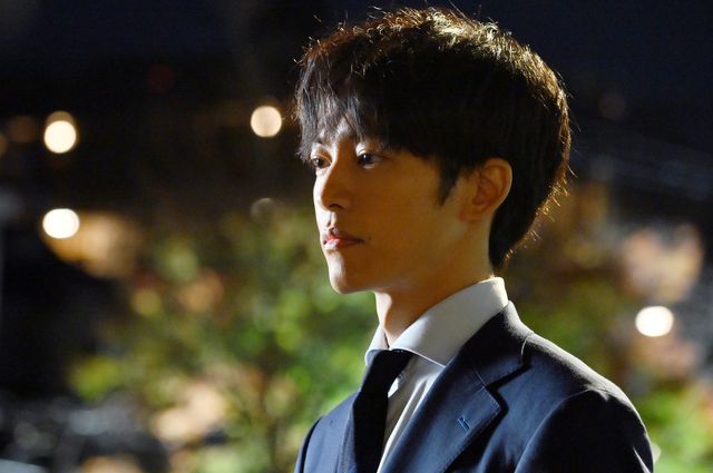 幻影の男の正体判明！「御上先生」第3話場面写真【ネタバレあり】（3枚目）