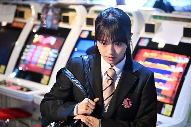 幻影の男の正体判明！「御上先生」第3話場面写真【ネタバレあり】（9枚目）