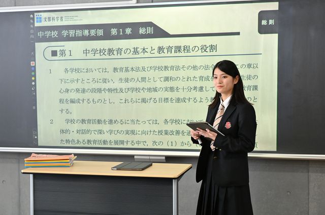 幻影の男の正体判明！「御上先生」第3話場面写真【ネタバレあり】（23枚目）