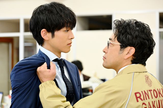 幻影の男の正体判明！「御上先生」第3話場面写真【ネタバレあり】（50枚目）