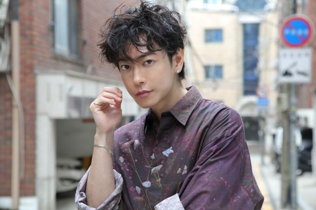 爆イケ！佐藤健、韓国で撮りおろし＜12枚＞（12枚目）