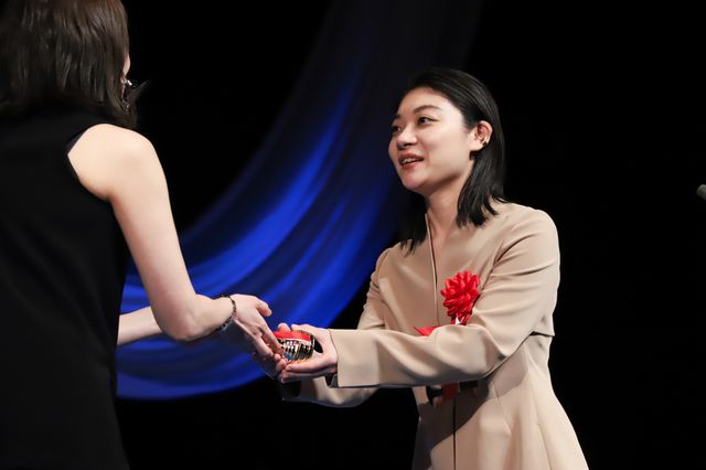 古田新太、瀧内公美、鈴木亮平、三浦透子ら第31回日本映画批評家大賞授賞式名シーン（5枚目）