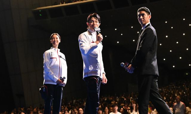鈴木亮平・賀来賢人・菜々緒が役衣装でサプライズ登壇！『劇場版TOKYO MER～走る緊急救命室～CAPITAL CRISIS』完成披露（3枚目）