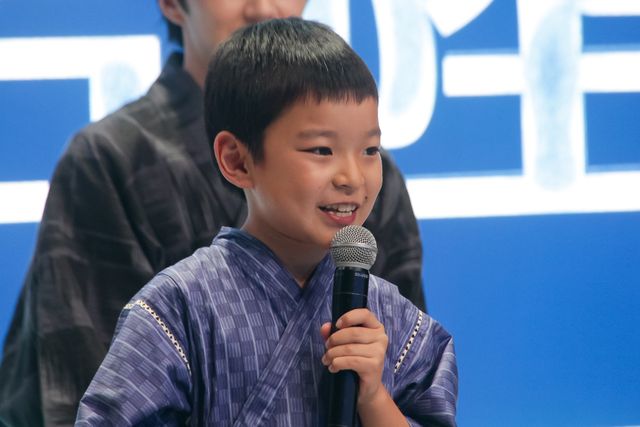 福原遥、林遣都、生田絵梨花ら浴衣で登場　風間俊介＆柳葉敏郎のウインクも！月9「明日はもっと、いい日になる」制作発表（24枚目）