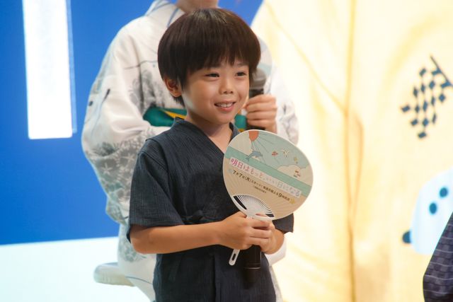 福原遥、林遣都、生田絵梨花ら浴衣で登場　風間俊介＆柳葉敏郎のウインクも！月9「明日はもっと、いい日になる」制作発表（25枚目）