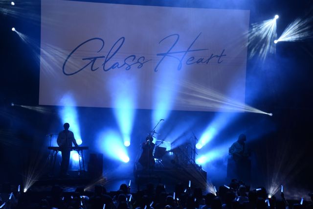 佐藤健、宮崎優、町田啓太、志尊淳が「グラスハート」世界最速試写会イベントにサプライズ登場！（2枚目）