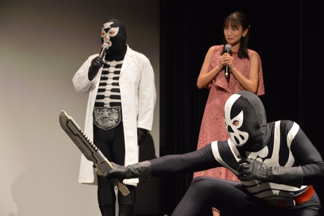 「V3」風見志郎役、宮内洋がサプライズ登場！「THE 仮面ライダー展」埼玉会場オープニングセレモニー（11枚目）