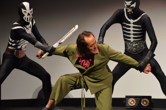 「V3」風見志郎役、宮内洋がサプライズ登場！「THE 仮面ライダー展」埼玉会場オープニングセレモニー（12枚目）