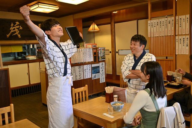 ドライバーを奪う謎の少女…「仮面ライダーギーツ」第13話「謀略IV：ドライバーを奪還せよ！」（2枚目）