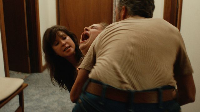 中年夫婦が女子高生を監禁！実話に基づくサスペンス場面写真（3枚目）