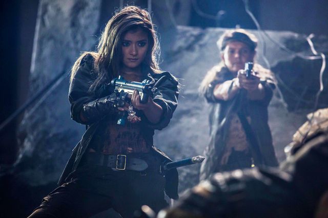 『バイオハザード』ローラの勇姿が一挙公開！フォトギャラリー（2枚目）