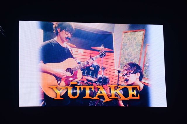 佐藤健、生歌で観客を魅了！高橋優とのコラボユニット「YUTAKE」はデビューと同時に活動休止　画像ギャラリー（4枚目）