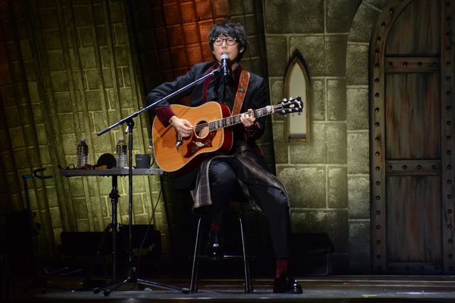 佐藤健、生歌で観客を魅了！高橋優とのコラボユニット「YUTAKE」はデビューと同時に活動休止　画像ギャラリー（14枚目）