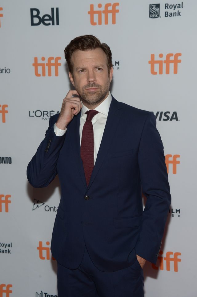 アン・ハサウェイ、攻めすぎな髪型＆ドレス！第41回トロント国際映画祭フォトギャラリー（10枚目）