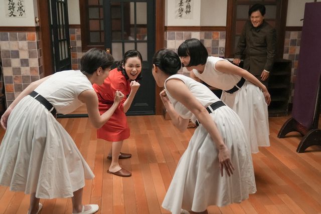 愛助から手紙が…「ブギウギ」第53回の場面写真（5枚目）